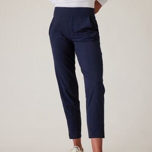 Athleta Mid rise Brooklyn ankle pants Navy SZ12 NWOT